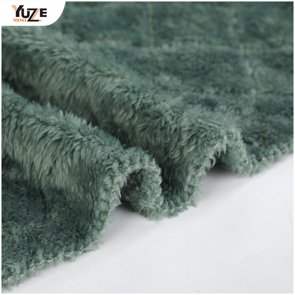YZK-110283-2 Coral Fleece Knurling